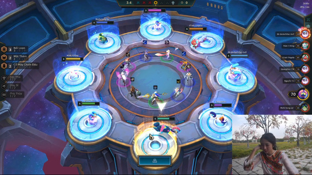 Nữ streamer chơi trội, xách hẳn dàn máy ra giữa đồng stream trong cái nóng hơn 40 độ ở Hà Nội - Ảnh 4.