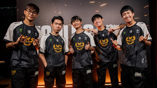 Các đội hiện tại đã tập trung đầy đủ chuẩn bị cho vòng Swiss