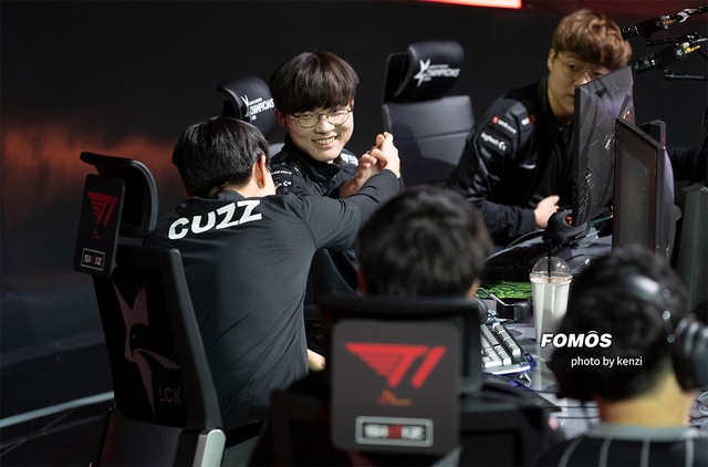 Cộng đồng LMHT cay đắng khi nhận ra sự thật - Đánh xếp hạng là cách hủy hoại cuộc đời nhanh nhất - Ảnh 8. Cộng đồng LMHT cay đắng khi nhận ra sự thật - Đánh xếp hạng là cách hủy hoại cuộc đời nhanh nhất - Ảnh 8.