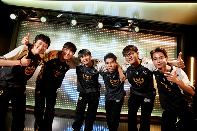 Sự đoàn kết này có thể phức tạp hơn khán giả nghĩ