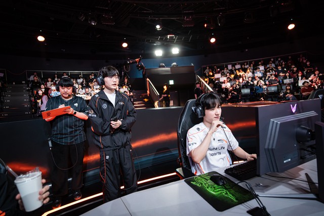 Lịch thi đấu Regular Seasons 2025 mới nhất: T1 rộng cửa vào playoffs- Ảnh 2.