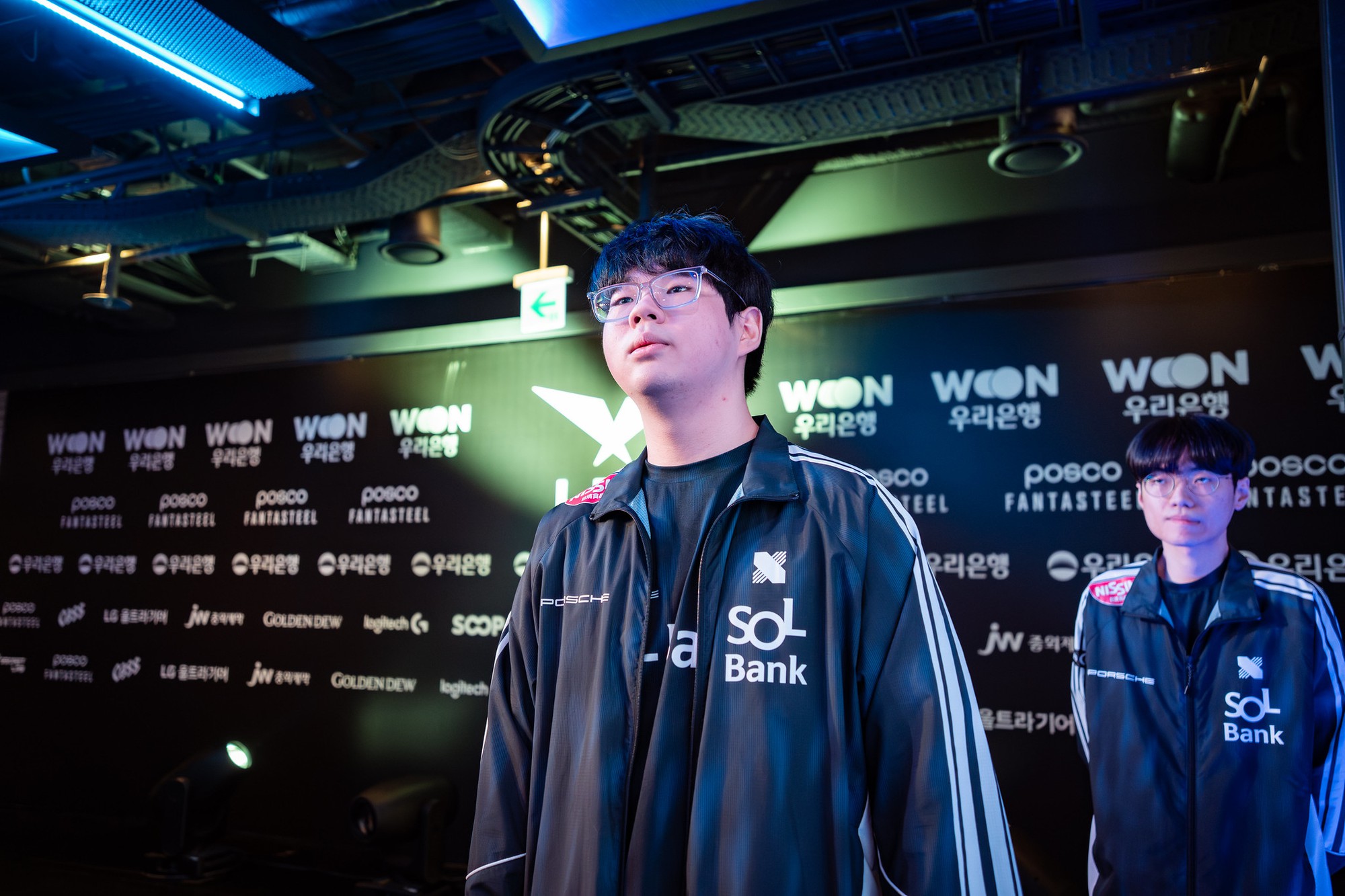 LazyFeel bất ngờ bị công kích bằng từ ngữ nhạy cảm khiến khán giả LMHT Việt bức xúc- Ảnh 1. LazyFeel bất ngờ bị công kích bằng từ ngữ nhạy cảm khiến khán giả LMHT Việt bức xúc- Ảnh 1.