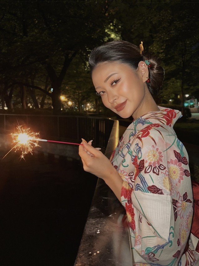 Cô sở hữu nhan sắc xinh đẹp