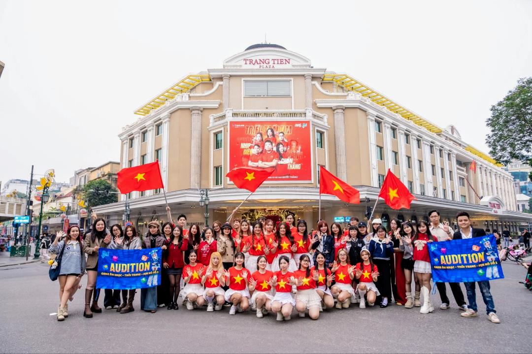 Cổ vũ đội tuyển Audition SEA Games 33 bằng màn nhảy tiếp lửa đầy cảm xúc- Ảnh 2. Cổ vũ đội tuyển Audition SEA Games 33 bằng màn nhảy tiếp lửa đầy cảm xúc- Ảnh 2.