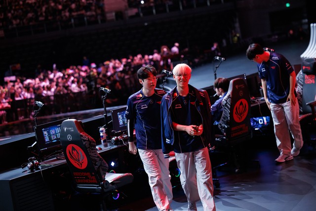 Bản thân các tuyển thủ T1 cũng chưa lấy lại phong độ cao nhất