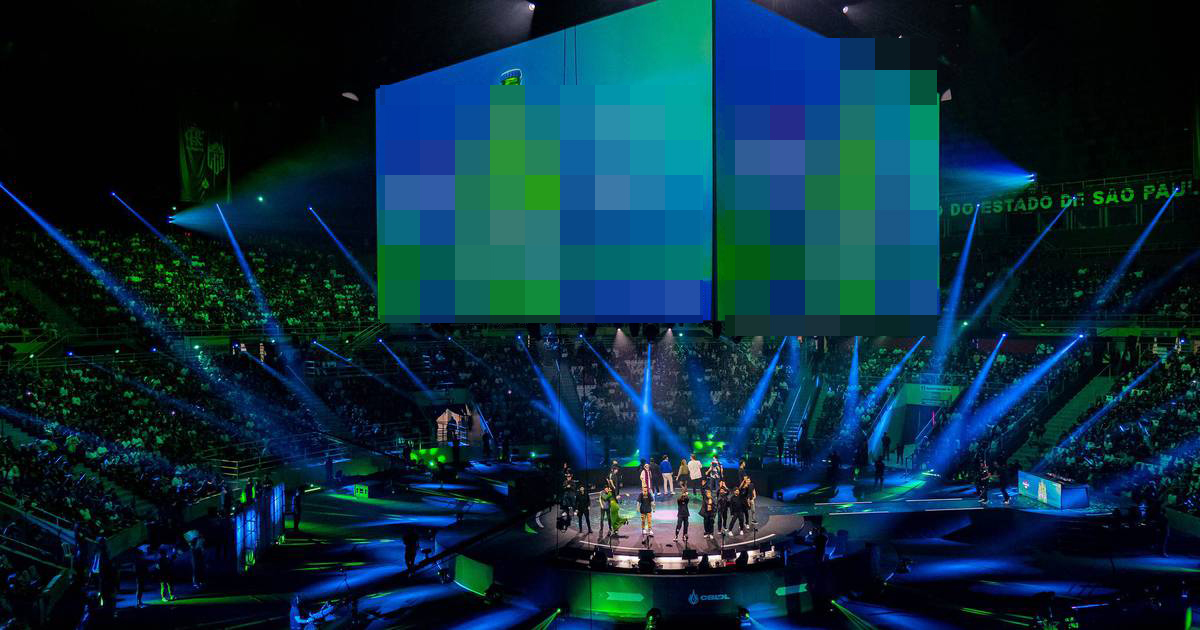 Dù chỉ là khu vực nhỏ nhưng sân khấu của giải CBLOL 2022 rất hoành tráng