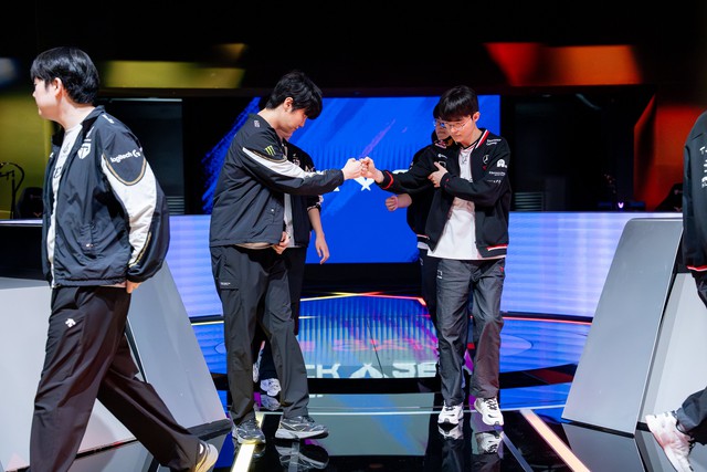 Chovy lần đầu lên tiếng việc Faker gia hạn hợp đồng với T1- Ảnh 2.