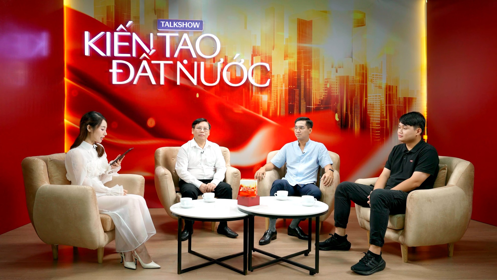 Nội dung và giá trị hữu ích: Duy Thẩm và Pew Pew “mở đường chỉ lối” cho những bạn trẻ muốn bắt đầu trong ngành sáng tạo nội dung- Ảnh 1.