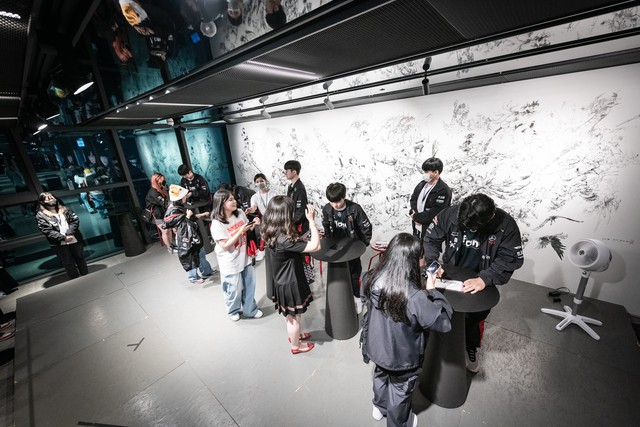 Hình ảnh này sẽ không còn xuất hiện ở LCK Mùa Xuân 2024