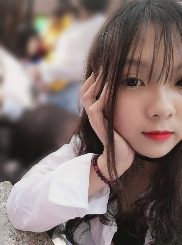 Ngọc Trinh, Uyên Pu, Mina Young cùng loạt hot girl triệu view được Thầy giáo Ba nhìn trúng - Ảnh 9. Ngọc Trinh, Uyên Pu, Mina Young cùng loạt hot girl triệu view được Thầy giáo Ba nhìn trúng - Ảnh 9.