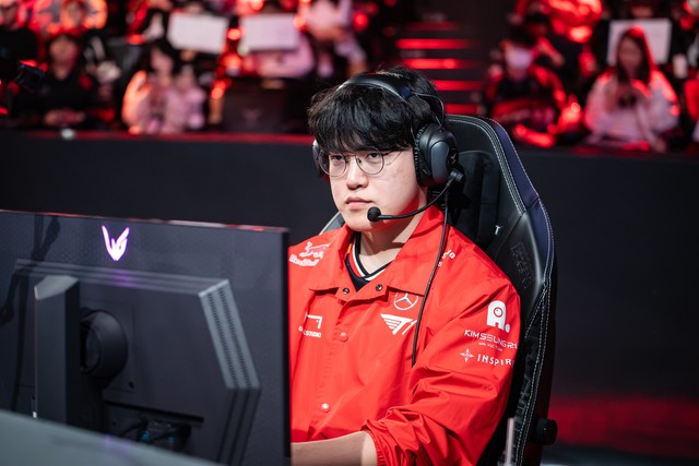 Gumayusi bị đối thủ "chăm sóc đặc biệt" khiến fan cũng lo lắng- Ảnh 1.