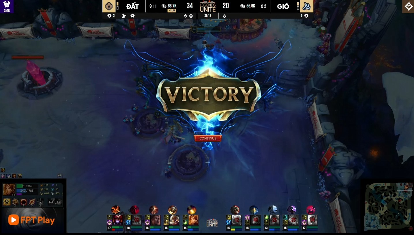 SofM và các đồng đội vô địch giải showmatch Tứ Hùng, Thầy Giáo Ba có meme mới- Ảnh 1.