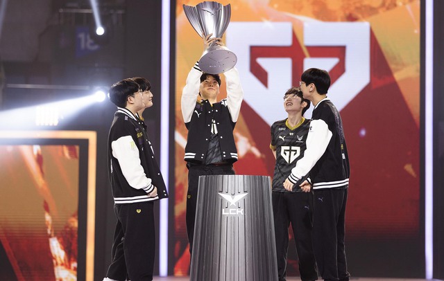 Nhưng cuối cùng, chính Gen.G mới là nhà vô địch - nguồn: LoL Esports