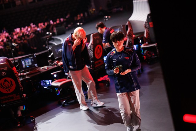 Do đó khán giả cần chuẩn bị tinh thần cho mọi hướng có thể xảy ra