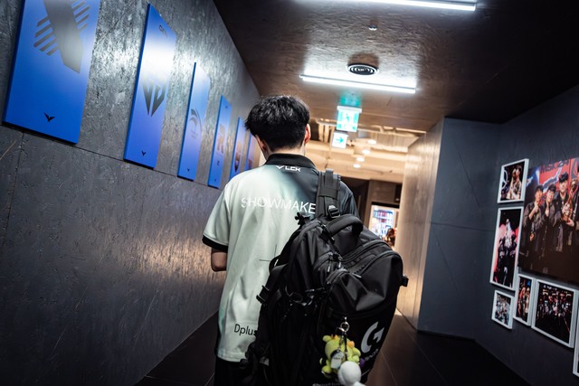 Bạn thân Faker lại để ngỏ khả năng "biến mất" sau chuỗi trận thất vọng- Ảnh 1.