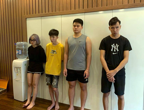 Cực SỐC: Vợ cựu game thủ AoE Hưng Nhổn dính vào đường dây đánh bạc 20 nghìn tỷ - Ảnh 2. Cực SỐC: Vợ cựu game thủ AoE Hưng Nhổn dính vào đường dây đánh bạc 20 nghìn tỷ - Ảnh 2.