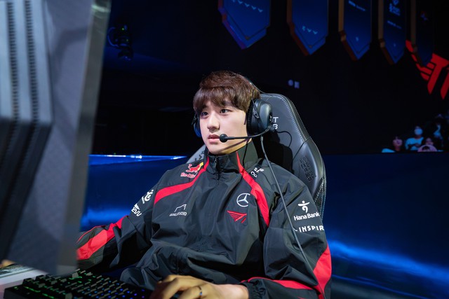 Không chỉ tuyển thủ, đến huyền thoại của SKT T1 cũng là "nạn nhân" trong drama Gumayusi- Ảnh 3.