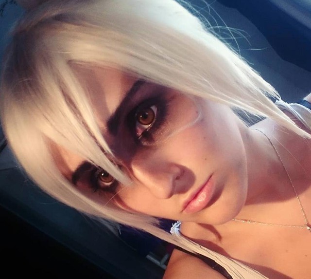 Năng lực cosplay vô cực của bóng hồng người Pháp: Riven, Sylvanas, thậm chí nhân vật Naruto trai hay gái đều chấp hết! - Ảnh 10.