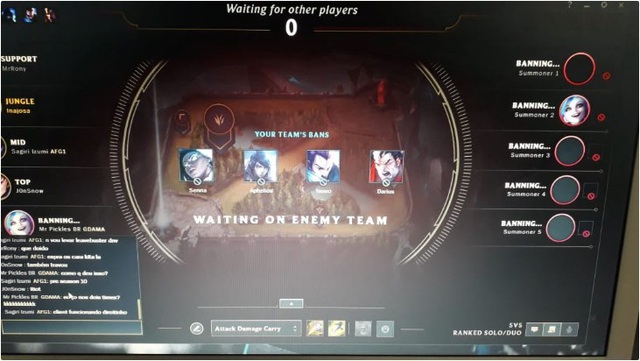 Client LMHT tiếp tục gặp lỗi siêu dị - Người chơi ở cả 2 đội, phân thân ra đấu với chính mình - Ảnh 5. Client LMHT tiếp tục gặp lỗi siêu dị - Người chơi ở cả 2 đội, phân thân ra đấu với chính mình - Ảnh 5.