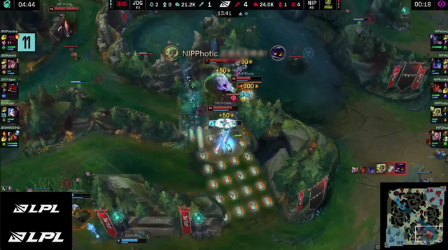 Khán giả “vẽ giả thuyết” phía LPL “chơi chiêu” khiến T1 thất bại, tất cả vì những lựa chọn đầy khó hiểu - Ảnh 6.