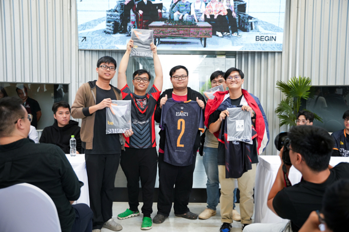 Vikings Esports chính thức ra mắt khán giả VCS, Kati gửi lời tuyên chiến đến "anh Khánh" - Ảnh 6.