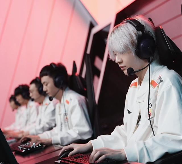 Vòng bảng LPL chưa bắt đầu nhưng một cựu vương CKTG đã đối mặt với nguy cơ thất nghiệp- Ảnh 4.