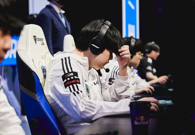 Được tung hô từ cộng đồng LMHT toàn thế giới, nhưng nhờ Faker mà T1 sẽ không đi theo vết xe đổ của DK, FPX - Ảnh 6.