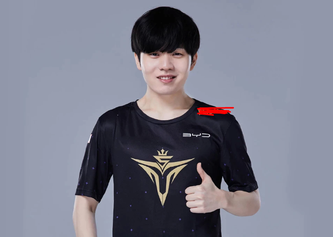 Rookie tiết lộ nhiều tuyển thủ phải đánh đổi sức khỏe để có được thành công - Ảnh 1.