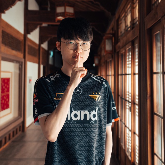 Faker và đồng đội đã không thể giành chiến thắng trước Gen.G Faker và đồng đội đã không thể giành chiến thắng trước Gen.G