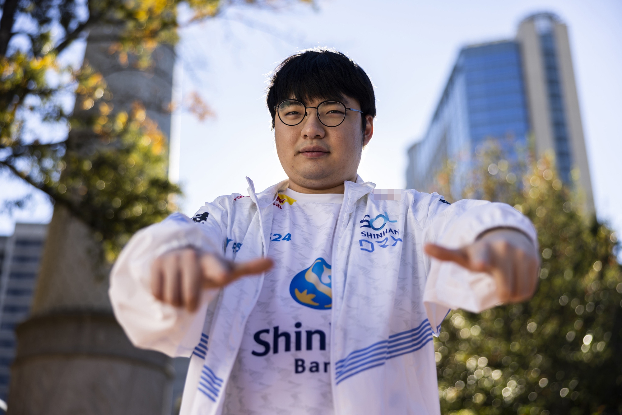 Hỗ Trợ là vị trí nhận lương thấp nhất trong một đội LCK