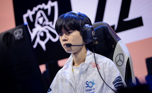 Vị trí của Deft trong BXH Xạ Thủ mạnh nhất LCK cho mùa giải 2023 gây tranh cãi - nguồn: Esports.gg Vị trí của Deft trong BXH Xạ Thủ mạnh nhất LCK cho mùa giải 2023 gây tranh cãi - nguồn: Esports.gg