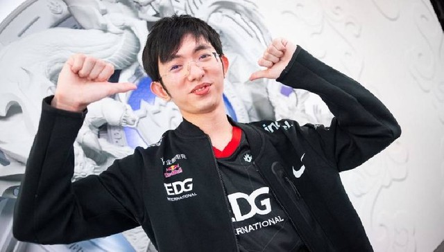 Flandre từng lên ngôi vô địch cùng EDG tại CKTG 2021