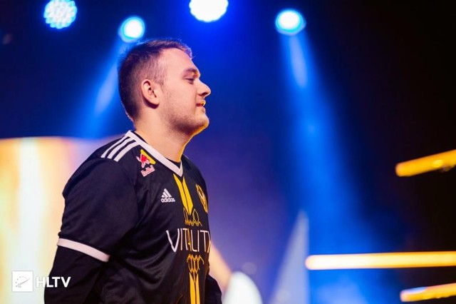 CS:GO: Alex bất ngờ thông báo dự định rời Vitality, Shox sẽ quay trở lại vị trí IGL? - Ảnh 1. CS:GO: Alex bất ngờ thông báo dự định rời Vitality, Shox sẽ quay trở lại vị trí IGL? - Ảnh 1.