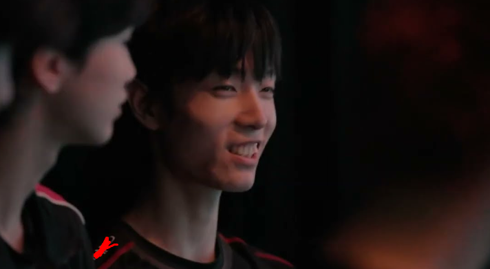 Ruler chỉ ra 2 cái tên có thể trở thành siêu sao sáng nhất làng LMHT trong tương lai - Ảnh 2.