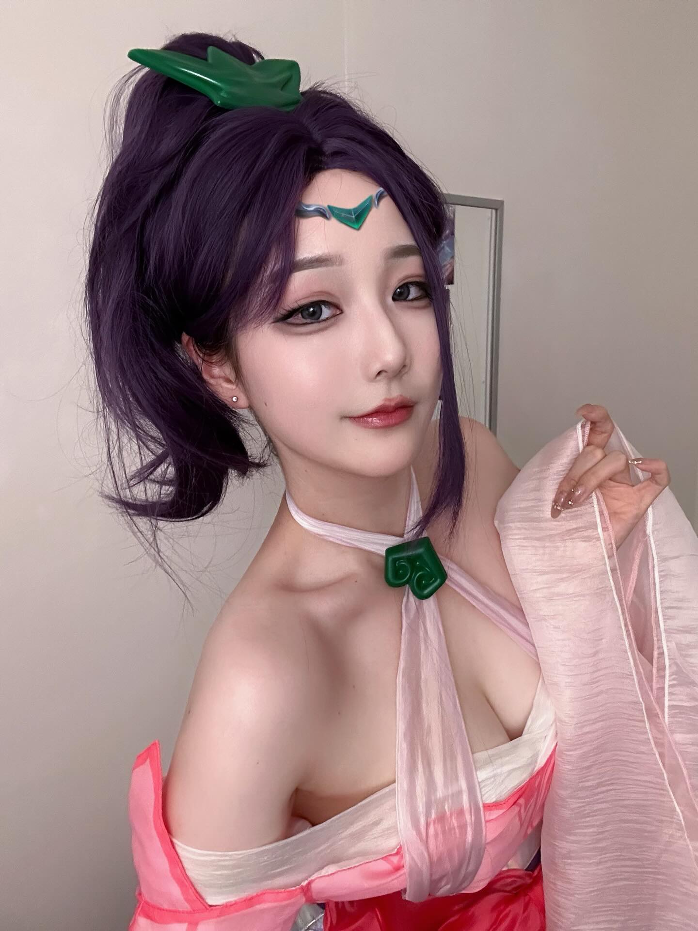 Người đẹp nhận về nhiều lời khen ngợi Người đẹp nhận về nhiều lời khen ngợi