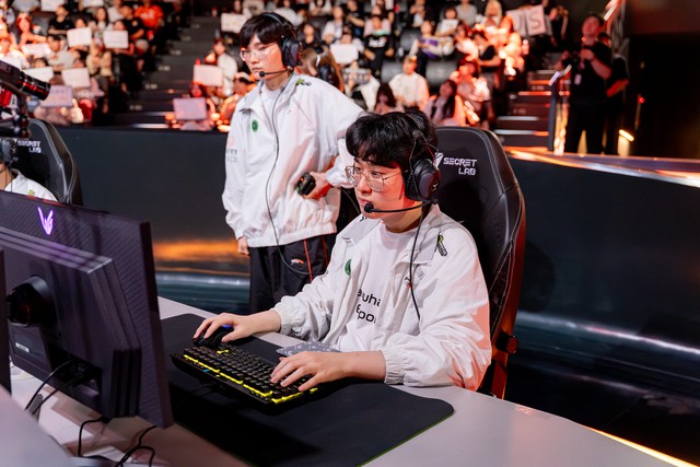 "Bug" cực nặng ngay trong trận T1 - HLE khiến cộng đồng xôn xao- Ảnh 4.