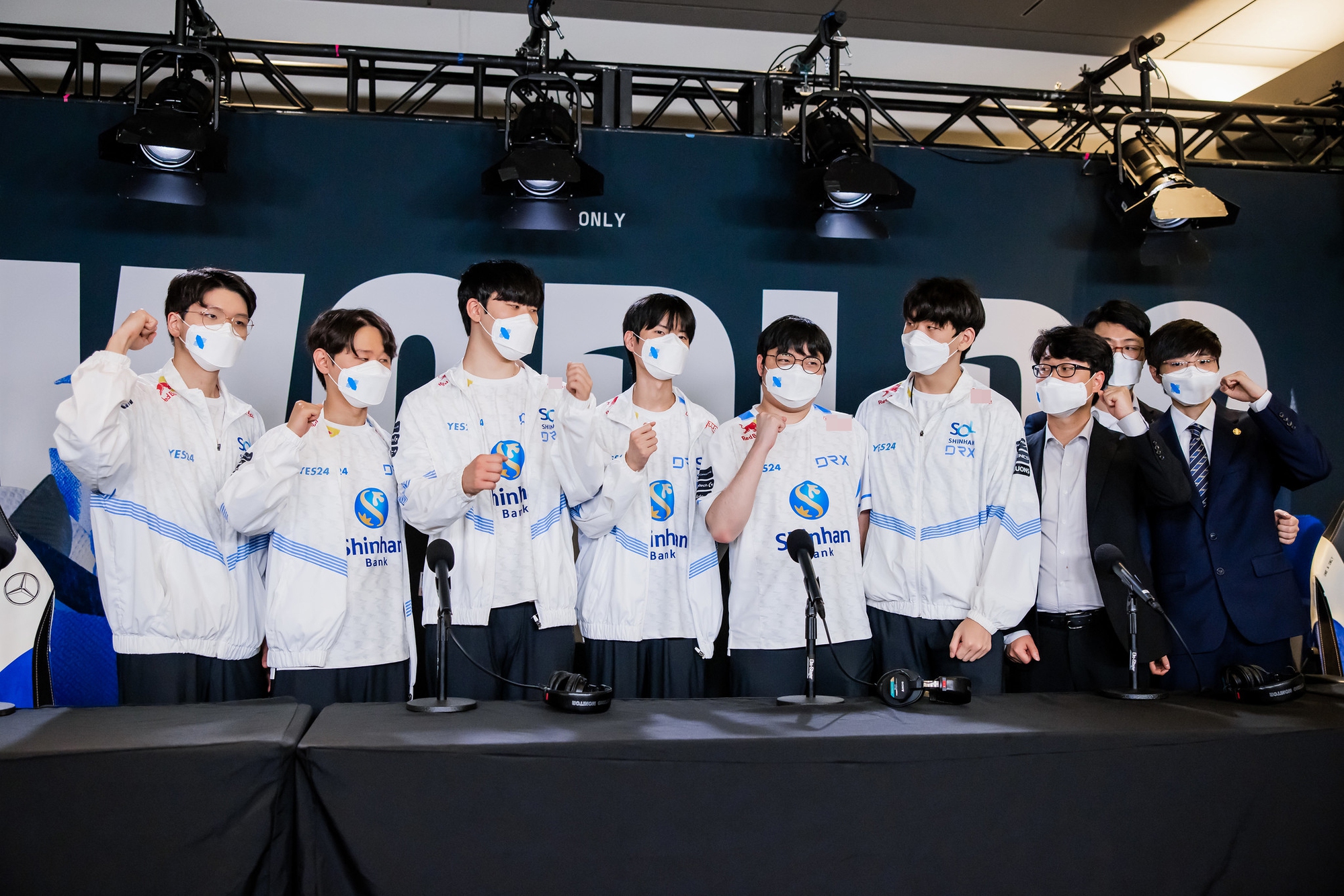 DRX là đội tuyển hiếm hoi có thể đi từ Vòng Khởi Động đến tận trận Chung kết của một kỳ CKTG