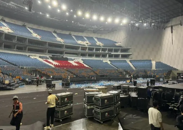 Nhưng đến lúc này thì địa điểm tổ chức MSI 2024 vẫn chưa hoàn thành và thậm chí còn không bắt được sóng điện thoại