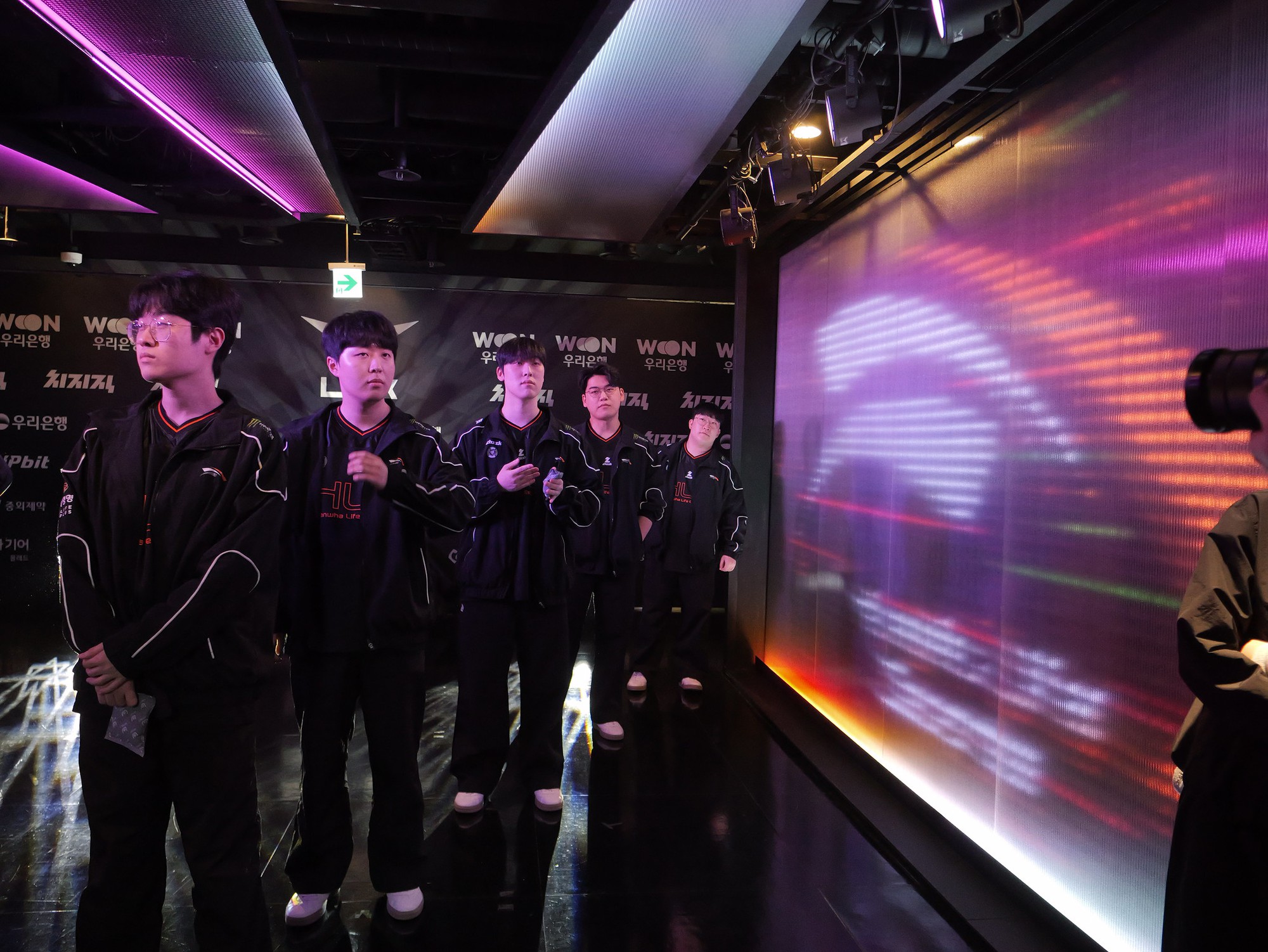 Gumayusi đồng thời nhắc về cả T1 lẫn HLE sau chiến thắng trước BRO- Ảnh 3.