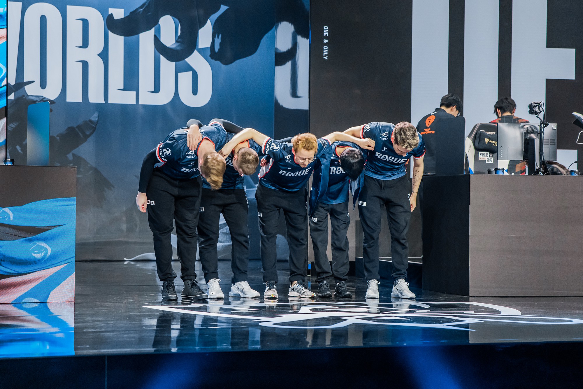 RGE đã có màn thể hiện rất tốt sau giai đoạn lượt đi vừa qua