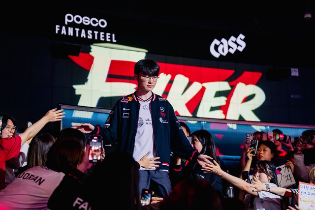 T1 có thể thắng Gen.G nhưng cũng chính họ tự tước đi cơ hội của mình T1 có thể thắng Gen.G nhưng cũng chính họ tự tước đi cơ hội của mình