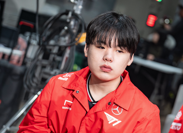 T1 đại thắng nhưng Smash lại "không vui", hé lộ có thể nghỉ thi đấu- Ảnh 3.