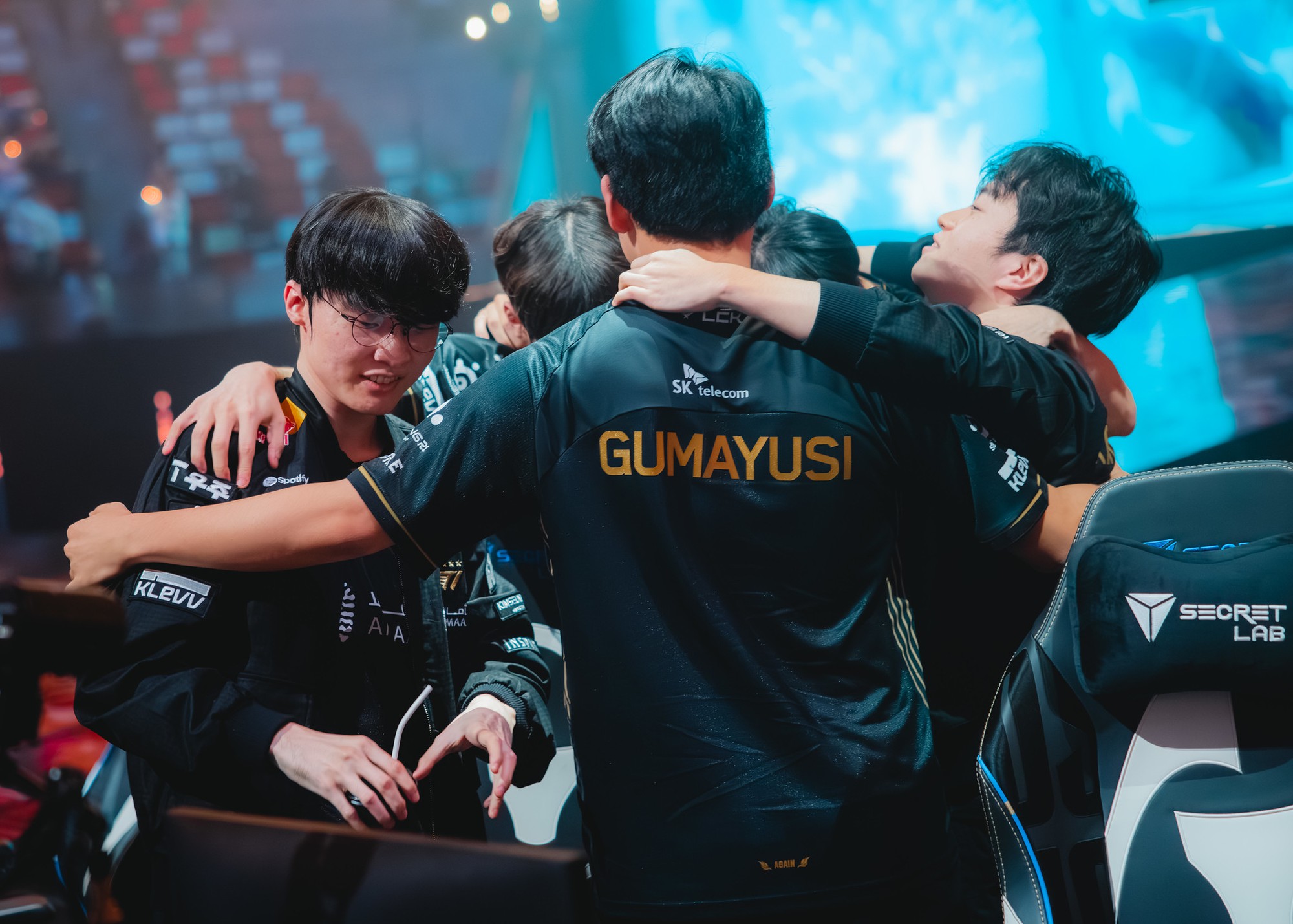 Gumayusi rời đi, fan T1 lại có một nỗi lo mới- Ảnh 3. Gumayusi rời đi, fan T1 lại có một nỗi lo mới- Ảnh 3.