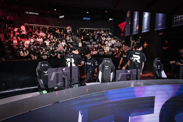 KT và T1 sẽ lần đối đầu thứ hai tại playoffs LCK Mùa Hè 2023