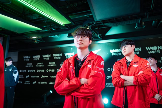 Faker không quên "cà khịa" T1 sau chiến thắng áp đảo trước FOX- Ảnh 3.