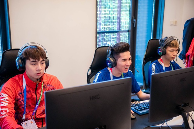 Đội tuyển LMHT Việt Nam tập luyện cho SEA Games 31, Kati khẳng định: Vẫn sẽ chiến hết mình với đối thủ nữ - Ảnh 4.