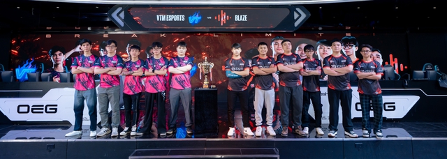 Trận thư hùng đỉnh cao giữa 2 đội tuyển CS2 xuất sắc nhất Việt Nam - VTM Esports và BLAZE Trận thư hùng đỉnh cao giữa 2 đội tuyển CS2 xuất sắc nhất Việt Nam - VTM Esports và BLAZE