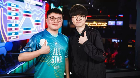 Cùng thời với Faker nhưng Uzi đã nghỉ ngơi từ sớm và khi trở lại cũng không còn quá nổi bật - nguồn: Sohu