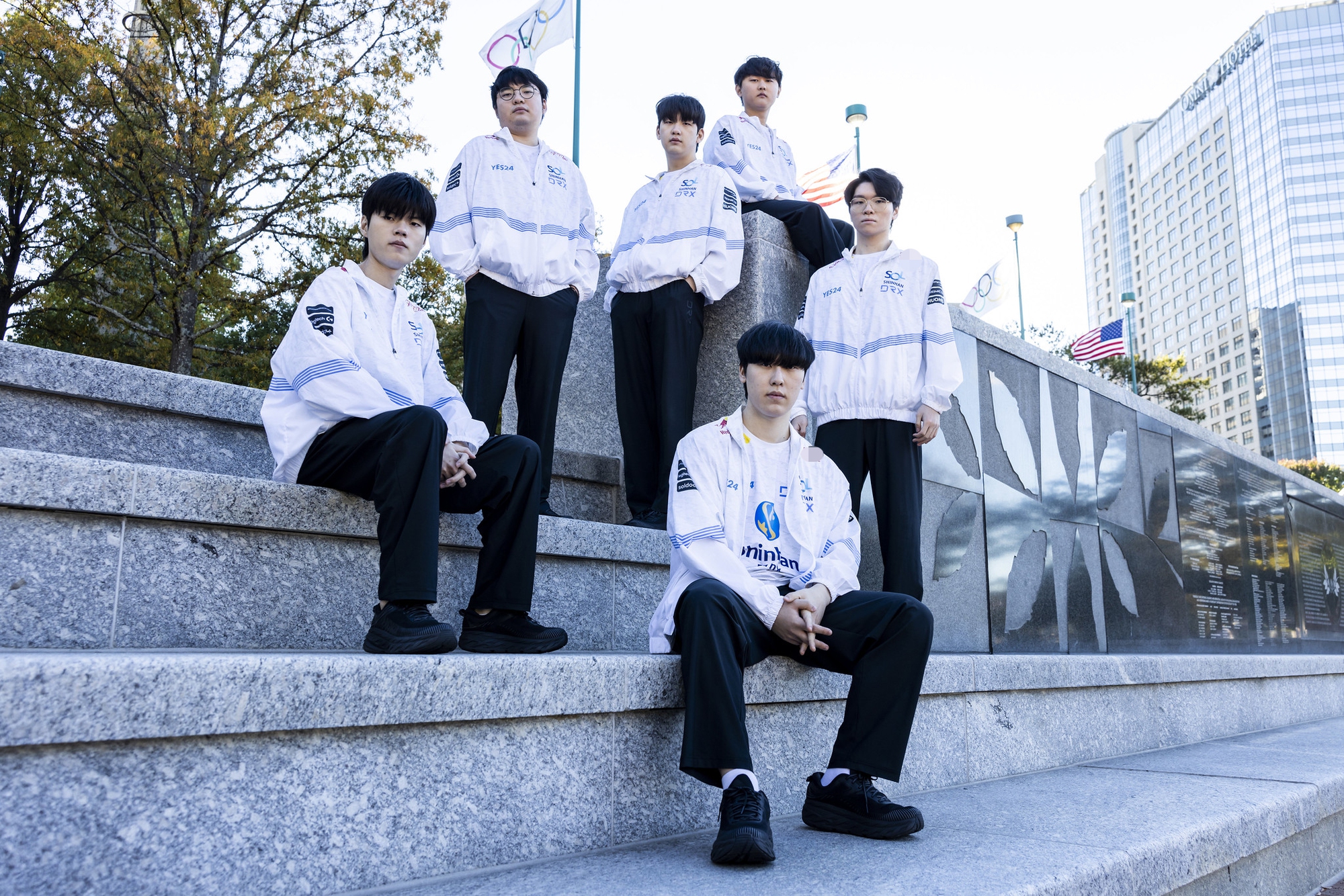 Chính DRX cũng khó tìm nhà tài trợ dù vừa vô địch CKTG 2022