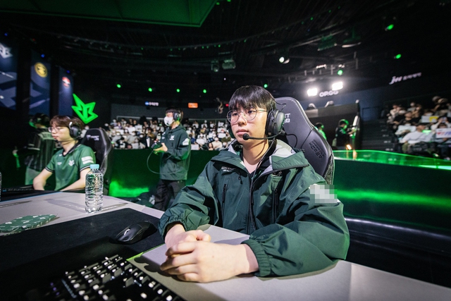 Oner thừa nhận Faker có chỉ đạo 'phá' pentakill của Gumayusi - Ảnh 2.